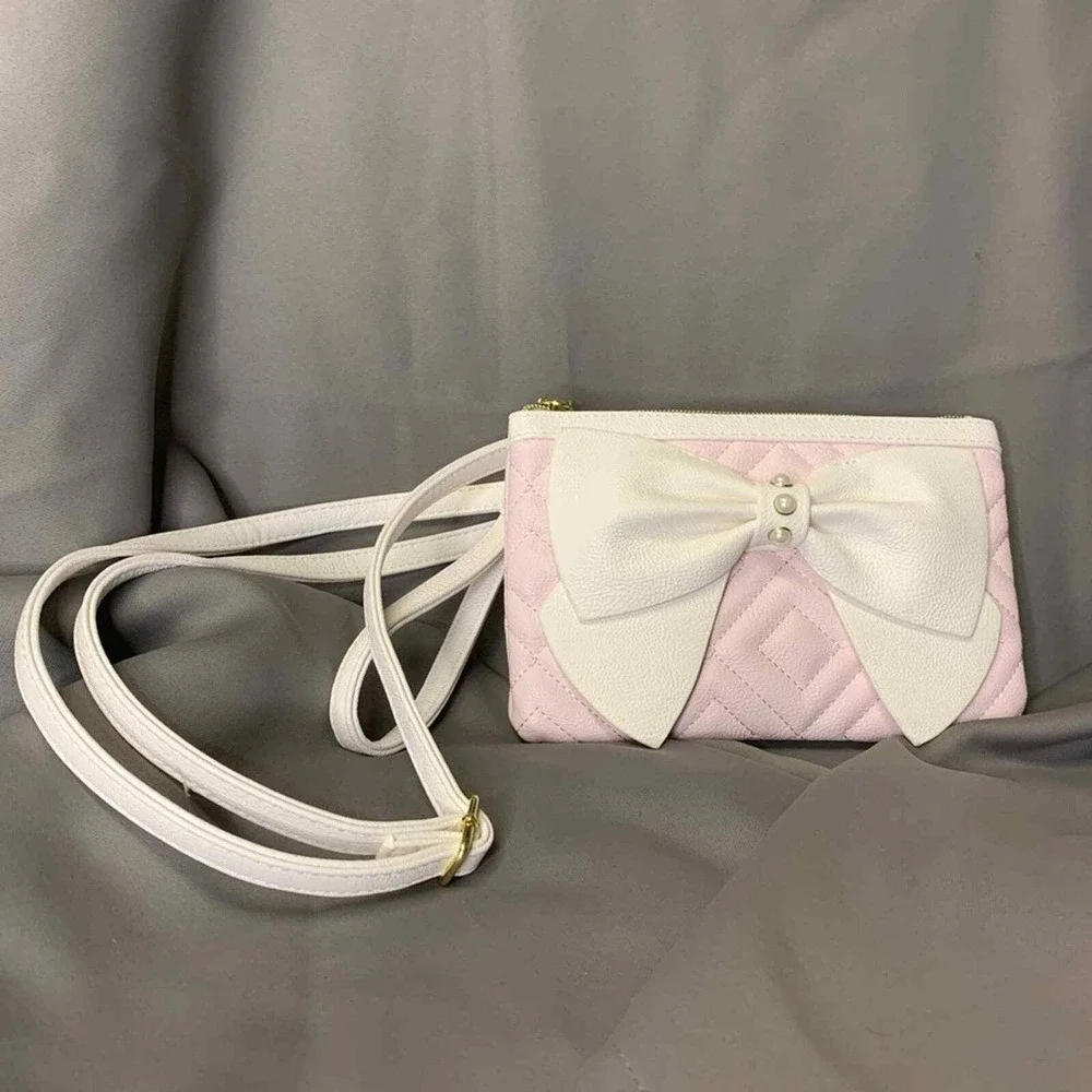 Betsy‎ Johnson Zanza Faux Leather QuiltedCrossbody/Wristlet Purse